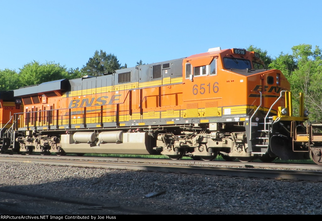 BNSF 6516